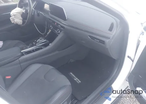 2021 Hyundai Sonata N Line z USA, uszkodzony, nr VIN 5NPEK4JC5MH129537